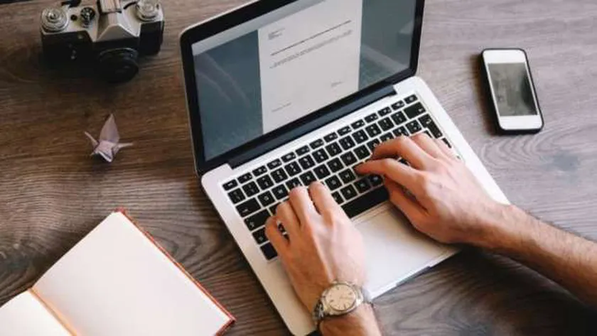 «معلومات الوزراء»: 89% من الشركات البريطانية تطبق نظام العمل 4 أيام أسبوعيا