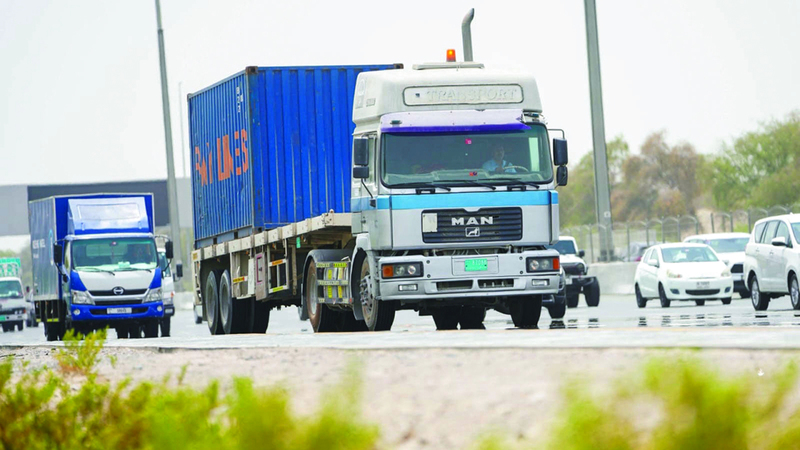 تعديل أوقات مرور الشاحنات على شارع الشيخ محمد بن زايد في أوقات الذروة