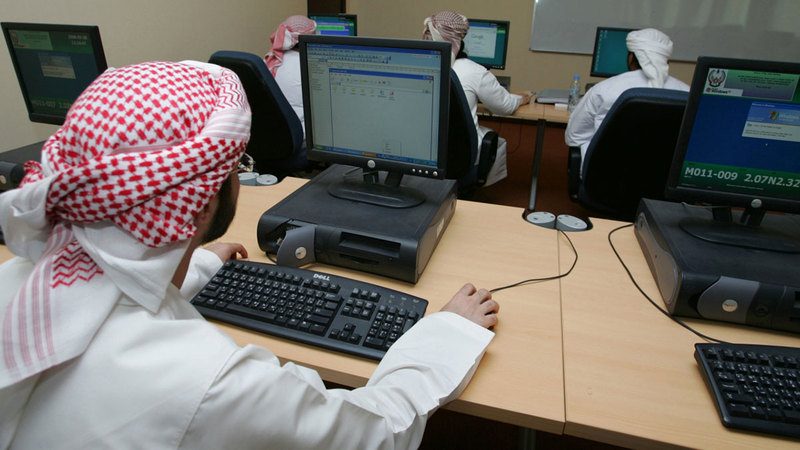 7333 خريجاً وخريجة قدمتهم «هندسة جامعة الإمارات» لسوق العمل