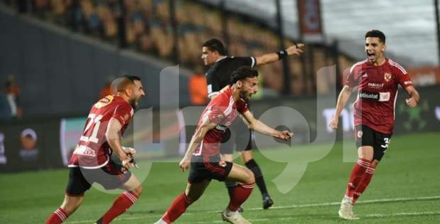 ميدو يرشح لاعبًا مفاجأة من الأهلي للانتقال لـ الزمالك