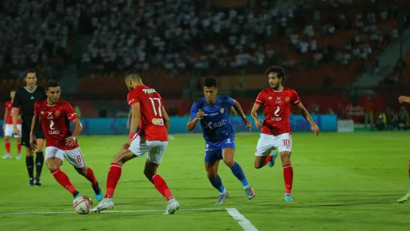 «الكهرباء»: فرق طوارئ بالمحافظات لسرعة إصلاح الأعطال وقت مباراة الأهلي والزمالك