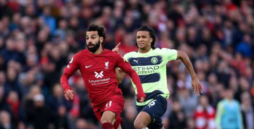 «كراسي موسيقية» في البريميرليج.. صراع ثلاثي القمة مستمر