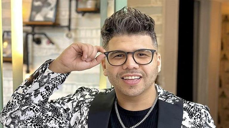 “عامل في بنزينة وفرد أمن”.. مهن امتهنها عمر كمال قبل الشهرة