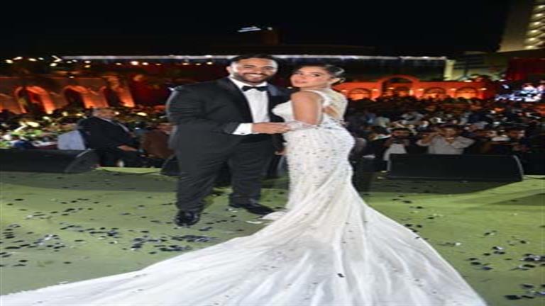 بينهم “مصطفى قمر وحماقي وهلال”.. 42 صورة لنجوم الفن بحفل زفاف نجل محمد فؤاد