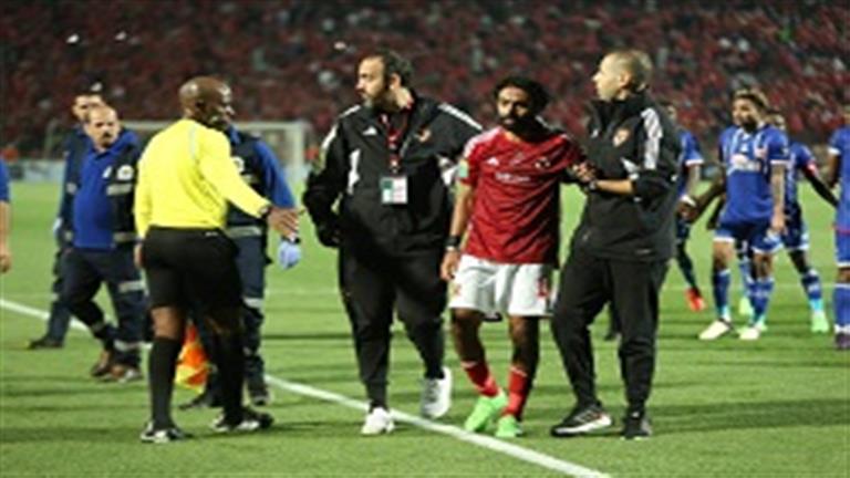 نجم الأهلي يتعرض لارتجاج أثناء مشاركته في مواجهة سيبما