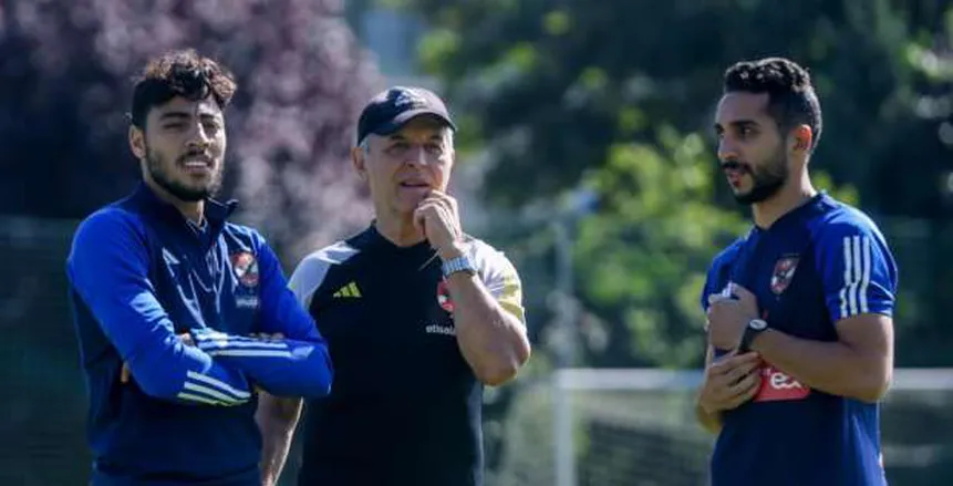 قرار غير متوقع ينتظر أكرم توفيق في الأهلي بفرمان من كولر «خاص»