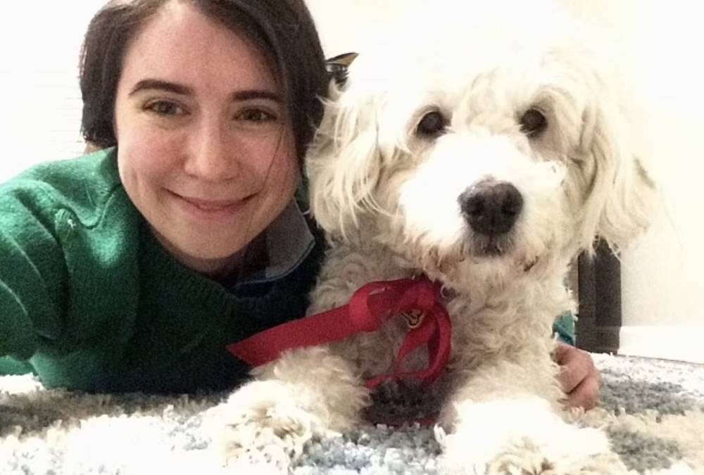 35 مليون دولار تعويضٌ لامرأة أقيلت من عملها بعد تحطم باب على رأسها !