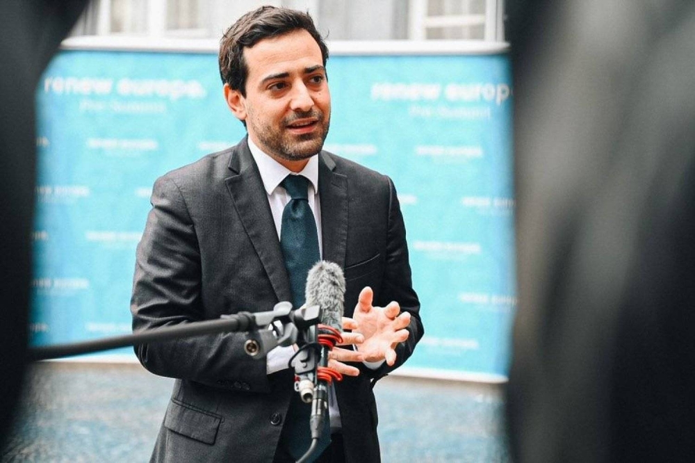 ما الدول التي طلبت فرنسا من مواطنيها عدم زيارتها؟