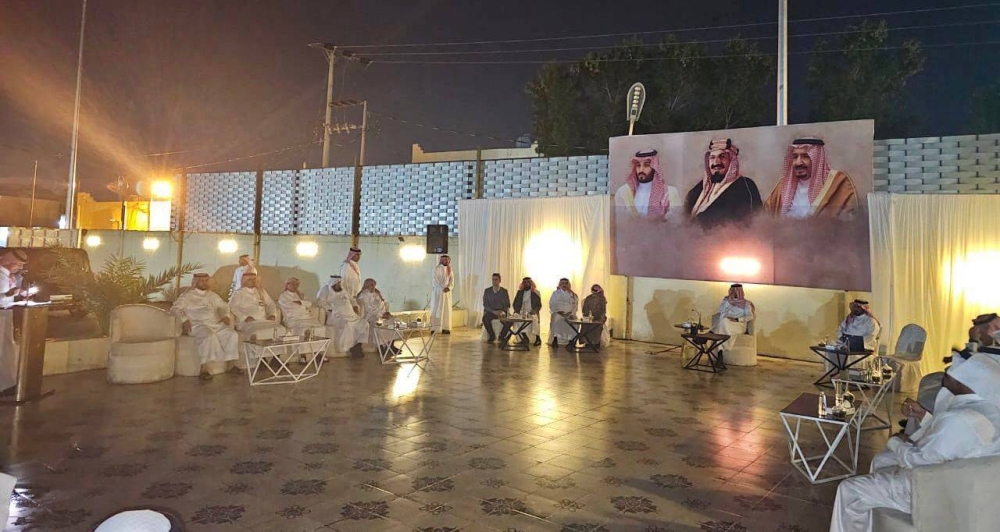 أمير عسير يُنهي خلافاً بين أسرتين دام 13 عاماً
