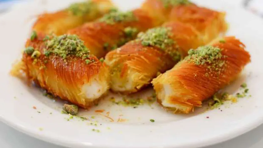 أسهل طريقة لعمل الكنافة المشوية زي المحلات.. خطوات بسيطة