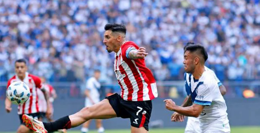 إستوديانتس يحصد لقب كأس رابطة الدوري الأرجنتيني للمرة السادسة