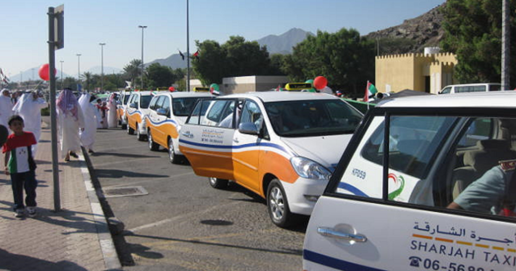 “طرق الشارقة” تصرف 9.4 ملايين درهم لملاك أرقام مركبات الأجرة