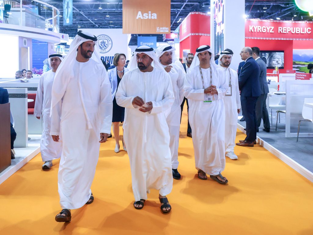 أحمد بن سعيد يفتتح فعاليات معرض سوق السفر العربي 2024