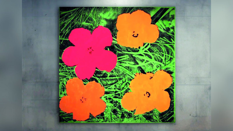 «زهور» آندي وارهول تحصد 35 مليون دولار في دقائق