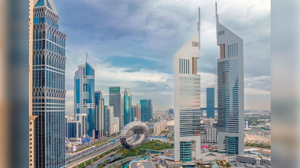 اقتصاد الإمارات سيبقى قوياً بدعم من 5 قطاعات