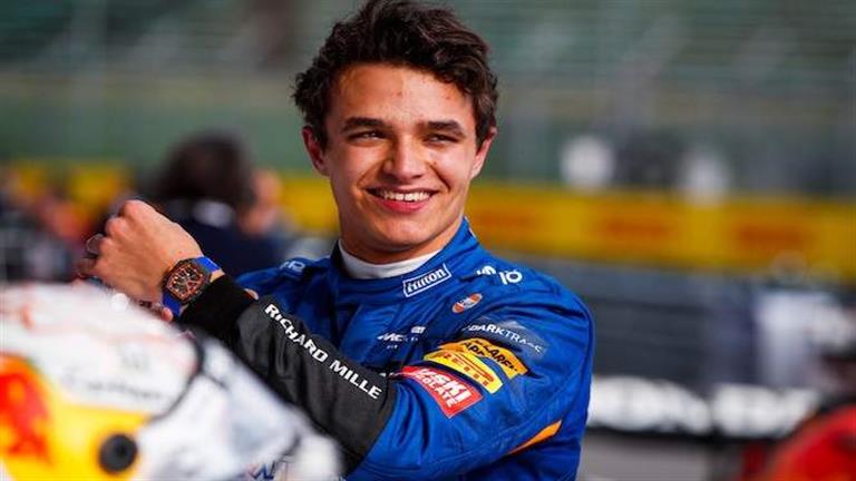 لاندو نوريس يتوج بسباق جائزة ميامي الكبرى للفورمولا-1