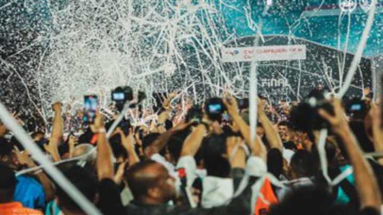 “عقوبات قاسية تنتظر الزمالك”.. 15 صورة تكشف أحداث مثيرة في نهائي الكونفدرالية