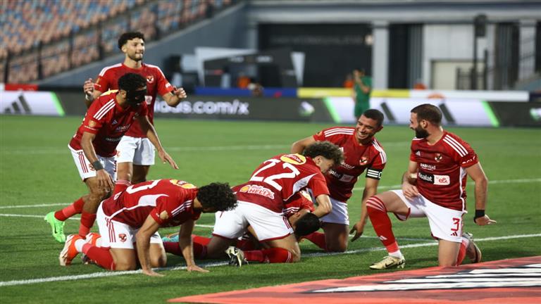 بتسديدة صاروخية.. عمر كمال يسجل أول أهدافه مع الأهلي (فيديو)