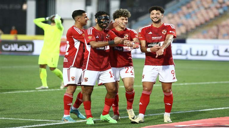 “المحكمة 4 بيبان”.. كيف سخر رواد التواصل الاجتماعي من فوز الأهلي على الاتحاد؟ (كوميكس)