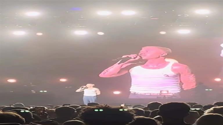 تضامنًا مع الشعب الفلسطيني.. “ماكليمور” يغني “قاعة هند” في نيوزيلندا