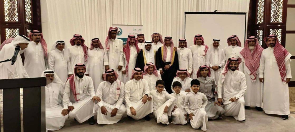 ابتدائية الجعرانة تكرم الروقي والعصيمي بمناسبة تقاعدهما