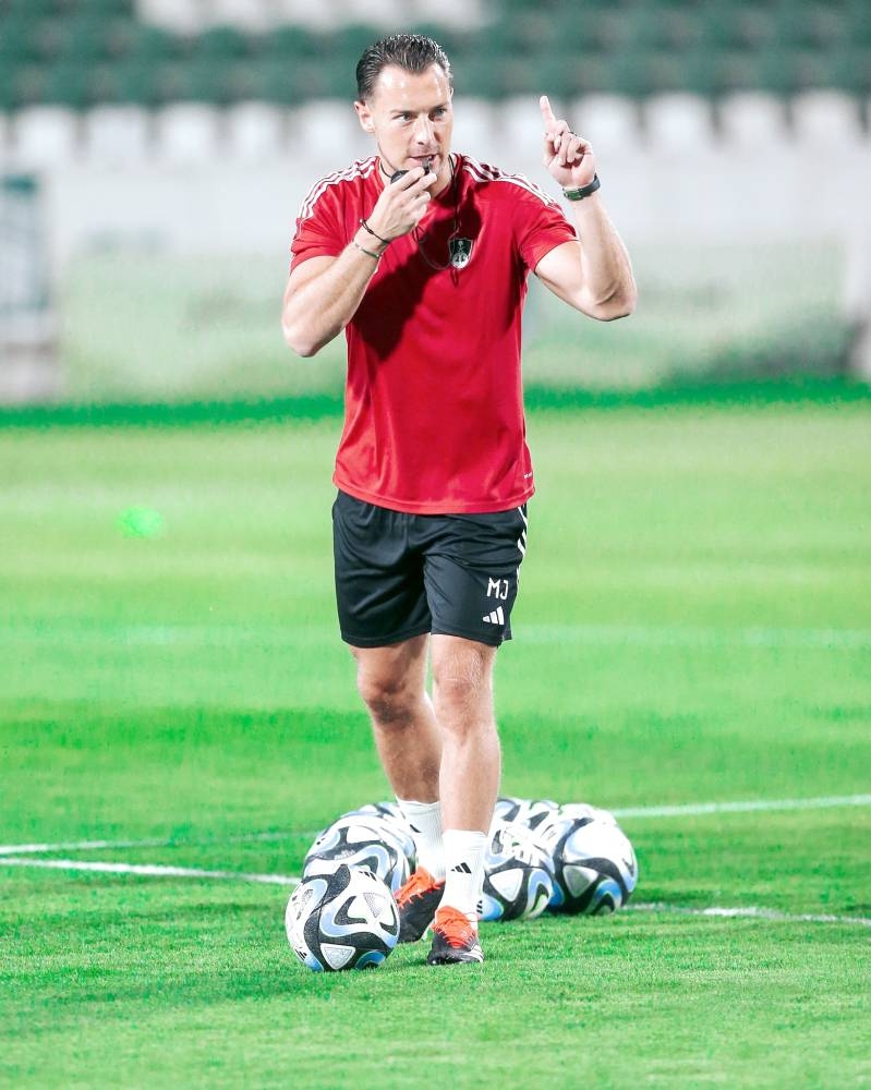 مصادر «عكاظ»: يايسله يقود الأهلي الموسم القادم