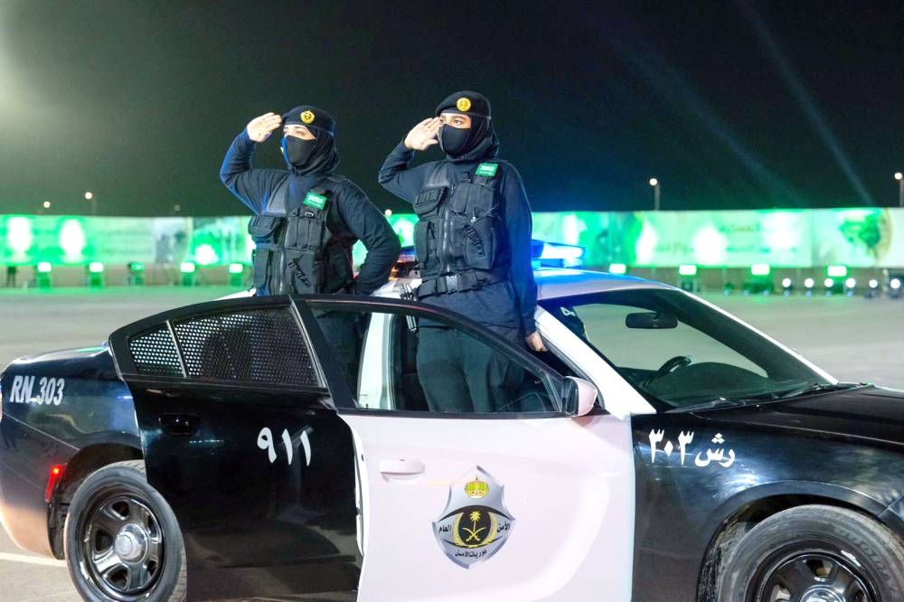 برعاية وزير الداخلية.. تخريج 142 مجندة من الدورة التأهيلية