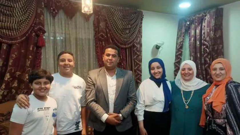 سر تفوق «حبيبة» الأولى على الشهادة الإعدادية بسوهاج.. «حققت أمنيتها»