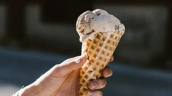 رجل يعثر على إصبع بشرية في “آيس كريم “..والسلطات الهندية تحقق