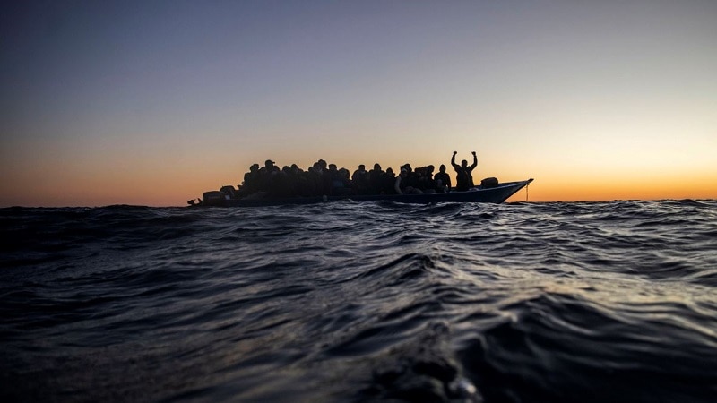 إيطاليا.. انتشال 14 جثة أخرى بعد غرق قارب مهاجرين