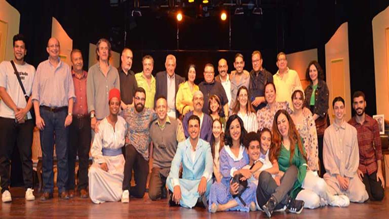 بالصور.. خالد جلال يشهد العرض المسرحي “الأرتيست”