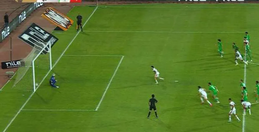 عاجل| قرار صادم من لجنة الحكام ضد أحمد الغندور بسبب ركلة جزاء «زيزو»