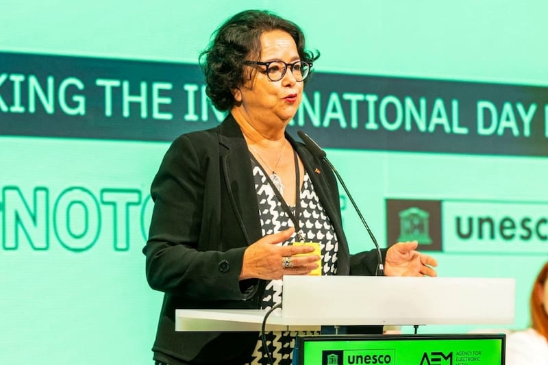 أخرباش تدعو إلى إشراك إفريقيا في الحكامة العالمية للمنصات الرقمية