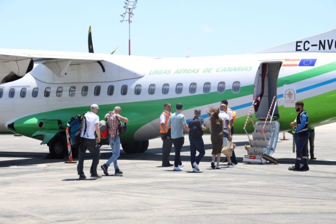 شركة النقل الجوي الإسبانية « بينتر » تستأنف رحلاتها عبر طنجة وغران كاناريا
