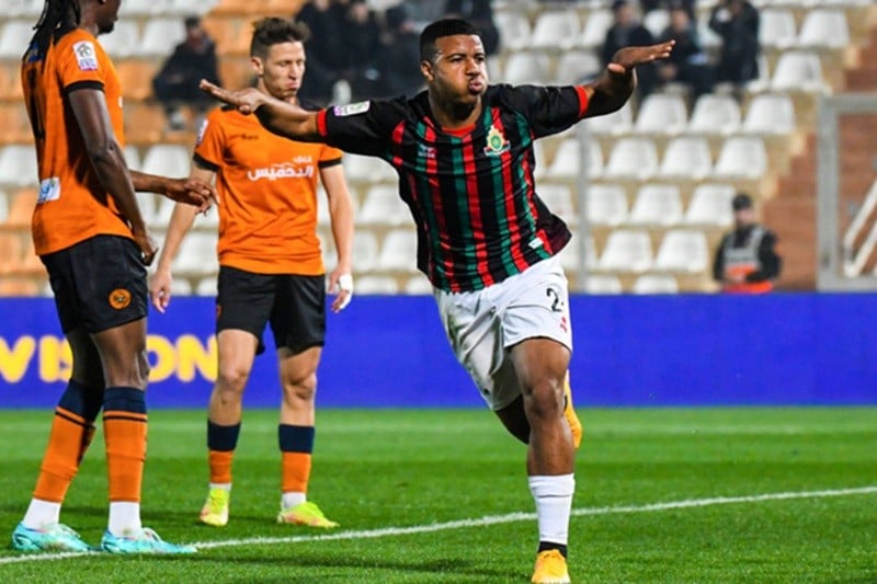 إيغامان على خطى مغاربة في اسكتلندا