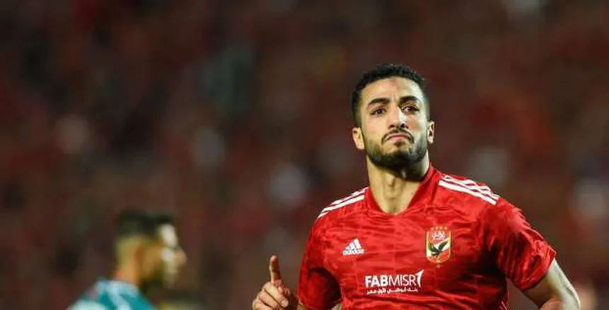 مصير انضمام محمد عبد المنعم إلى الأهلي.. شوبير يكشف تطورات جديدة