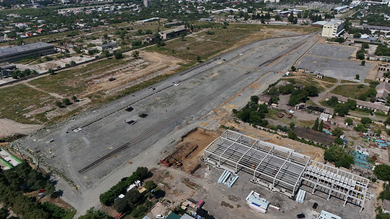 «موانئ أبوظبي» تستكمل الاستحواذ على ميناء تبليسي الجاف