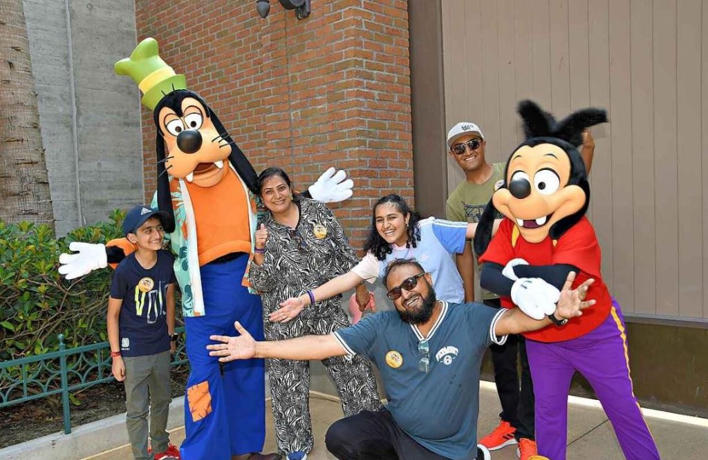 مؤسسة “تحقيق أمنية” تُحقّق حلم الطفلة ناهل بزيارة ديزني لاند في أورلاندو