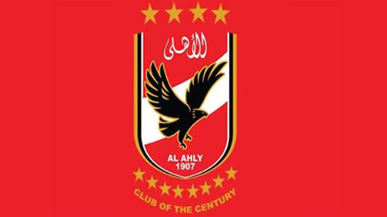 الأهلي يكشف موقفه من انضمام لاعبيه إلى معسكر منتخب مصر