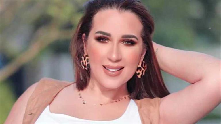 أسما شريف منير تدعم شيرين: “يارب ترجع تقف على رجليها وتبقى أقوى من الأول”