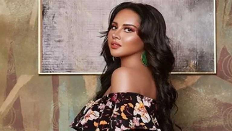 الصورة الأولى لـ ياسمين رئيس من كواليس “صوت وصورة ٢ – رقم سري”