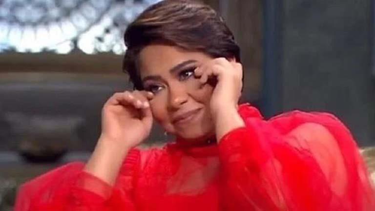 شيرين عبدالوهاب ترد على مواصلة “روتانا” إيقاف أغانيها: “أنا عايزة بلدي تحميني”