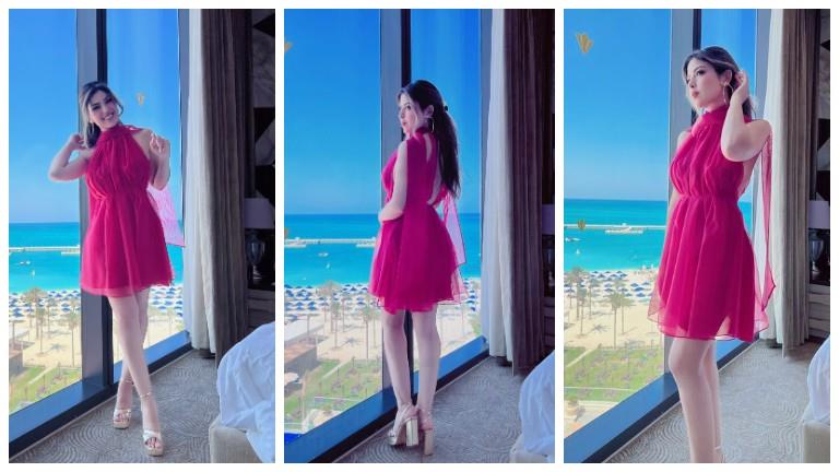 بـ”فستان قصير”.. جلسة تصوير جديدة لـ ميرنا جميل في العلمين