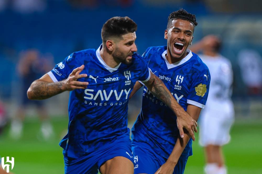 الهلال يواصل الصدارة.. ومراد الوحدة حقق انتصاره