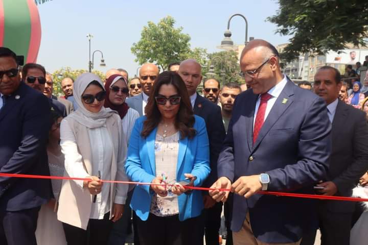 وزيرة التنمية ومحافظ القليوبية يفتتحان معرضين للحرف اليدوية والتراثية – النيل 24
