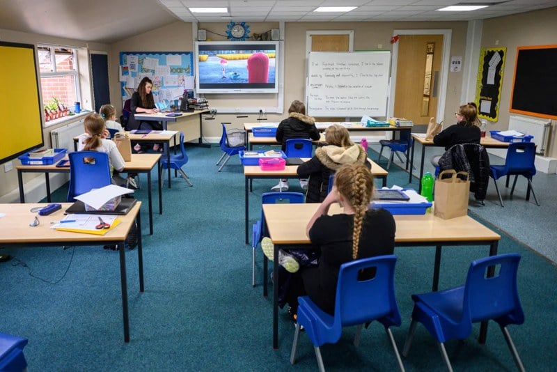 حكومة بريطانيا تفرض ضرائب على المدارس الخاصة لدعم التعليم الرسمي