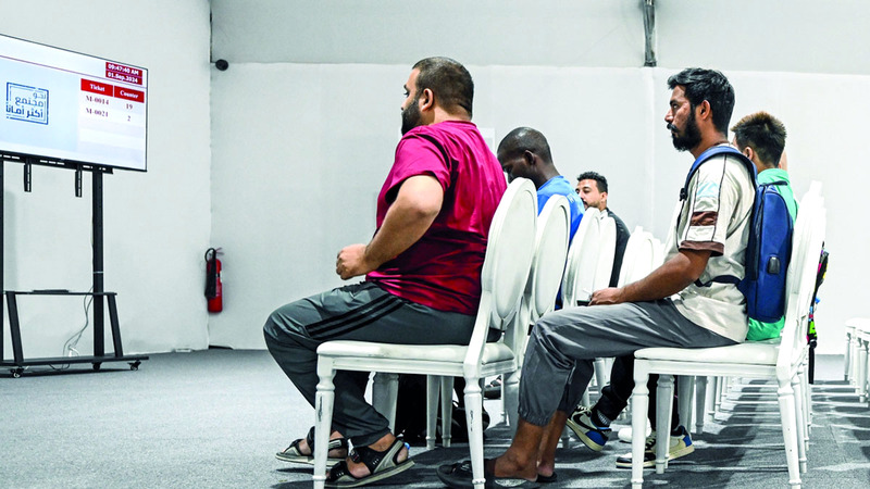 شركات خاصة تتنافس في توظيف المخالفين