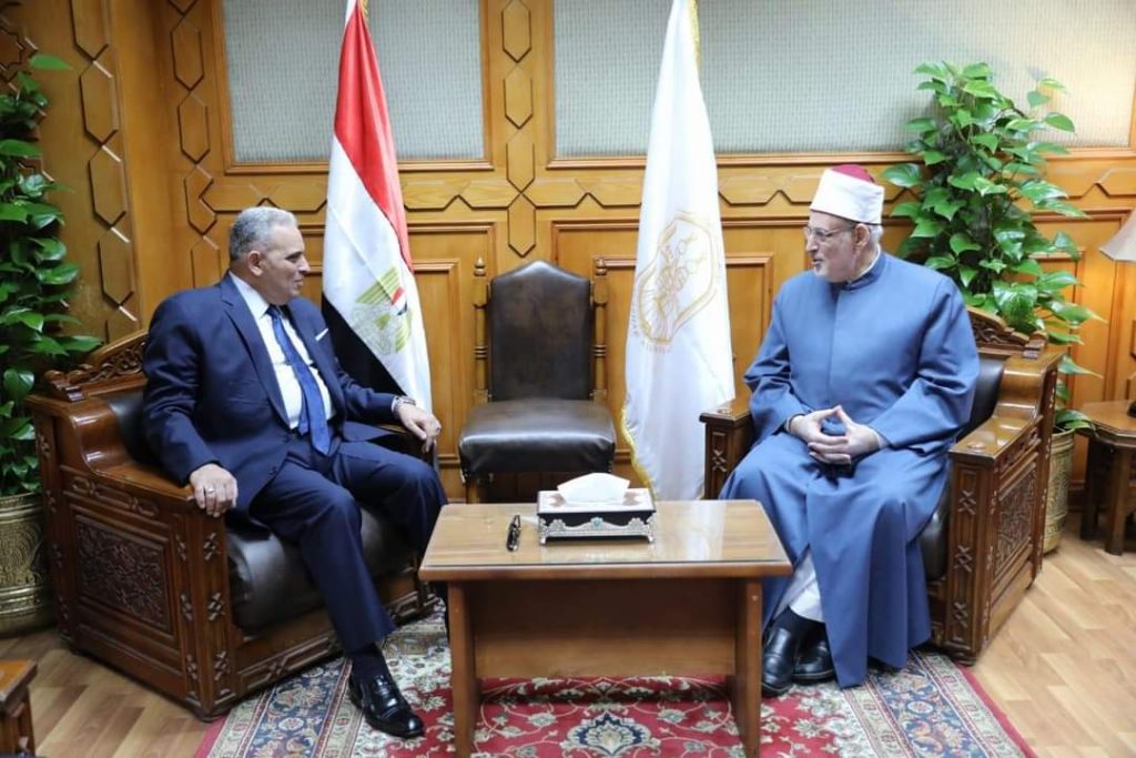 وكيل الأزهر ورئيس نادي القضاة يوقعان برتوكولا لإنشاء أروقة لتحفيظ القرآن بفروع النادى