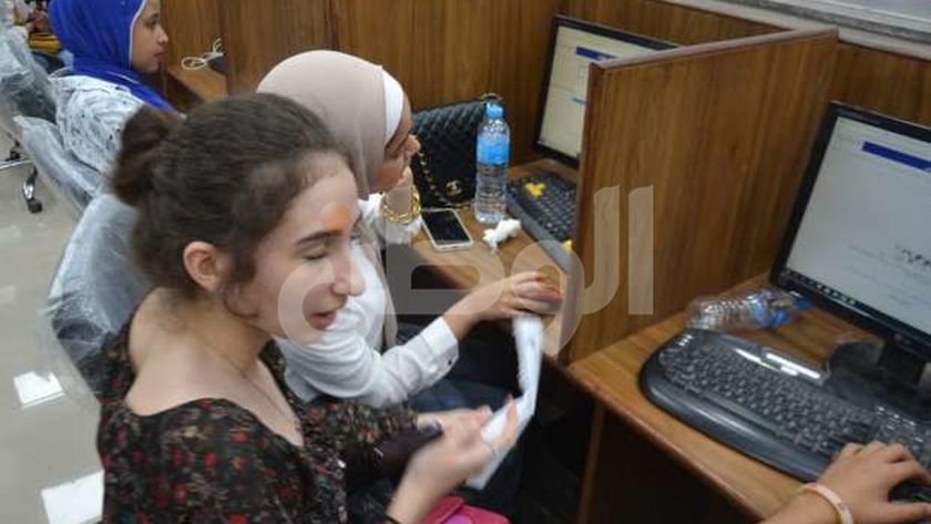 الحدود الدنيا لتنسيق كلية التجارة بعد إعلان نتيجة المرحلة الثالثة