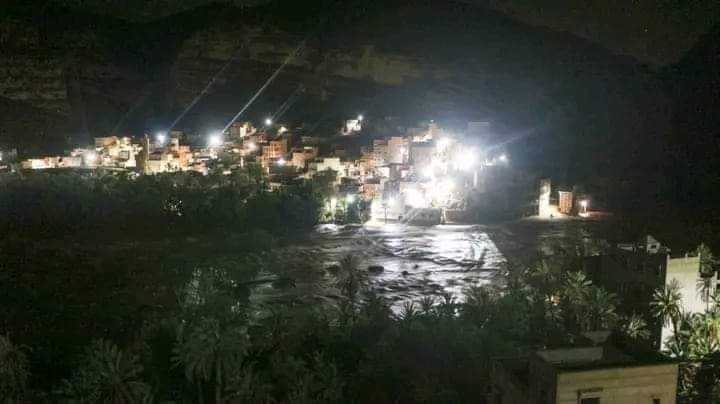 رسمي: مصرع أربعة أشخاص و14 مفقودا جراء الفيضانات في حصيلة أولية